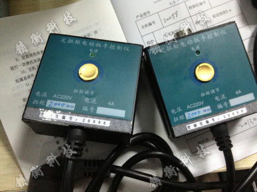 電動扭矩扳手圖片